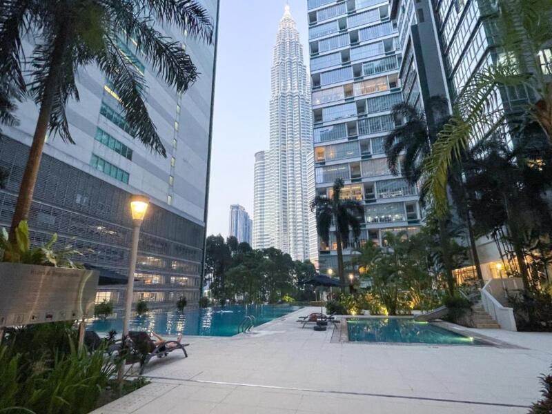 شقق  مارس  المؤثثة